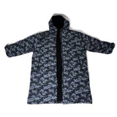 Camouflage Waterproof Changing Robe – Camo Black/Grey Adult Swim & Surf Robe