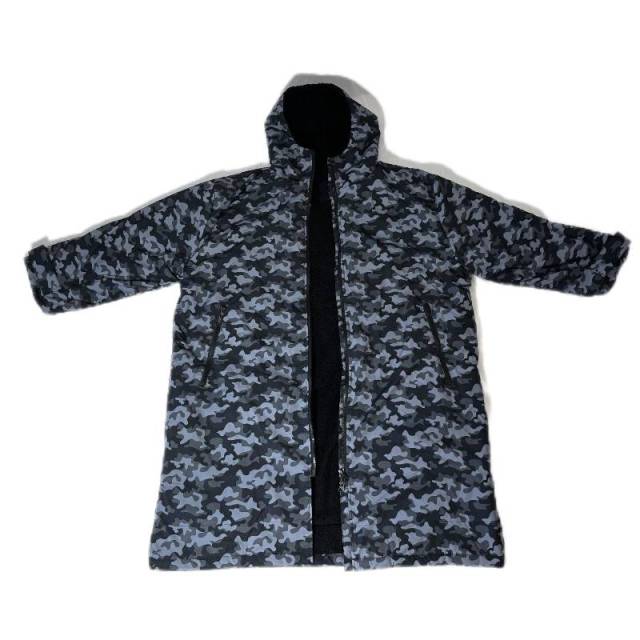 Camouflage Waterproof Changing Robe – Camo Black/Grey Adult Swim & Surf Robe