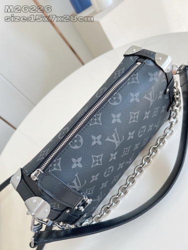 Side Trunk MM East West