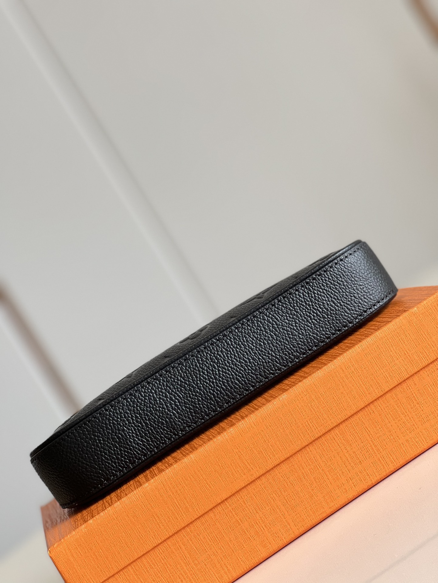 Easy Pouch On Strap