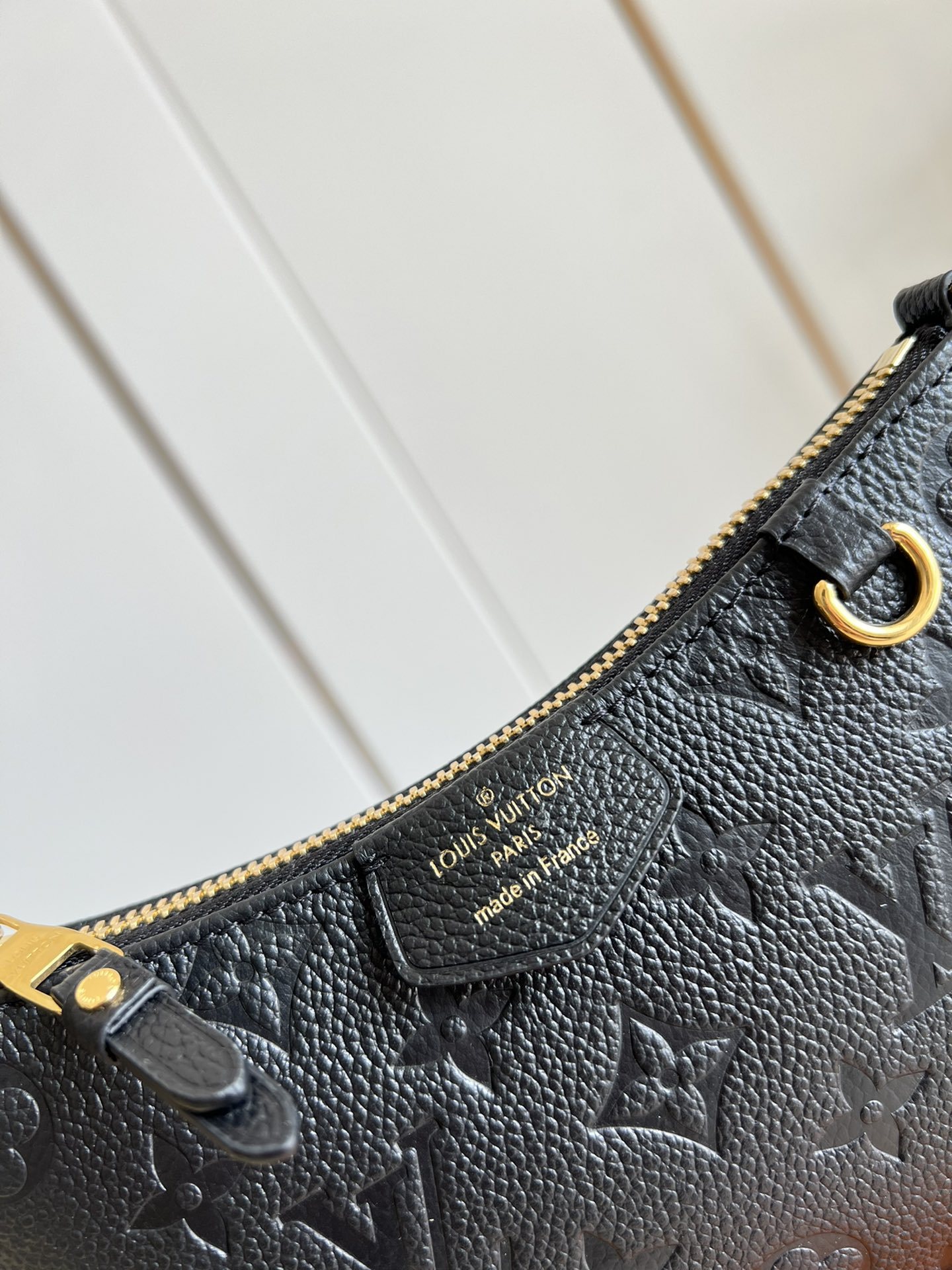 Easy Pouch On Strap