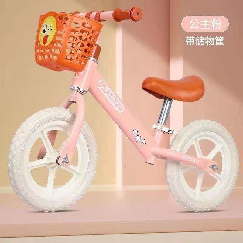 Toddler Balance Bike - No-Pedal Glider for 2-6 Year Olds, featuring Adjustable Seat, Sturdy Frame & Colorful/Solid Tire Options.