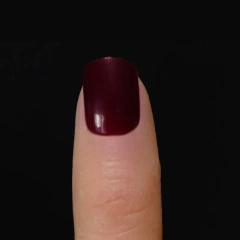 Wine red