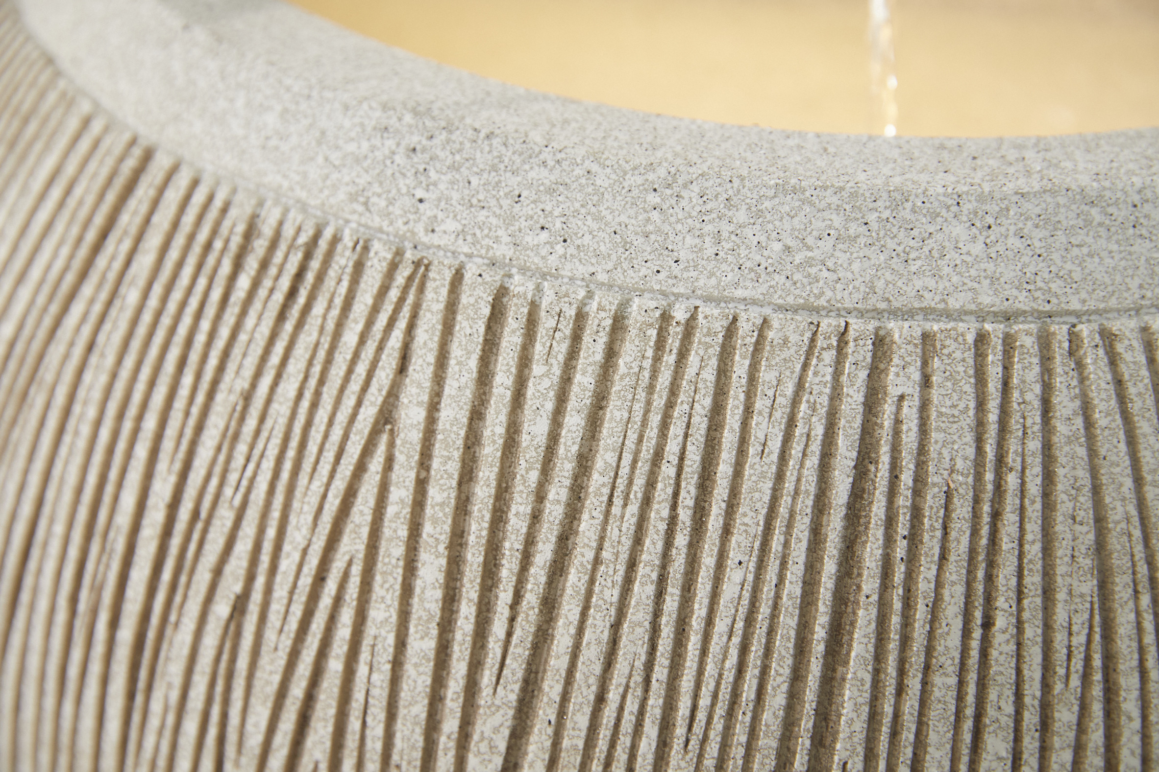Modern Contemporary Stacked Ball Waterfall Fountain Texturrd Sandstone Lightweight Cascading Water Feature manufacturer in China,Polyresin Modern Texture Sandstone Water Feature Fountain Manufacturer,Quanzhou Rich Green Technology Co.,Ltd.