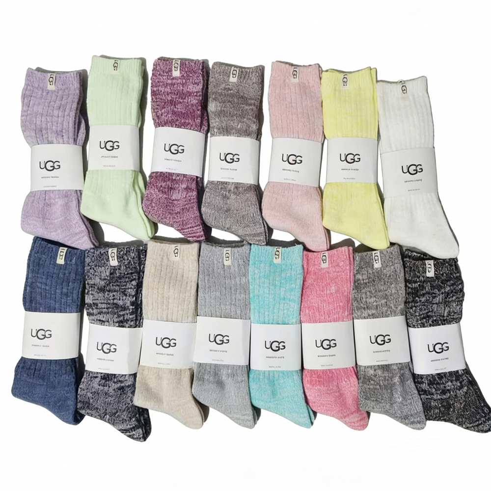 25pack China UGG Sock 15 colors you can choose.