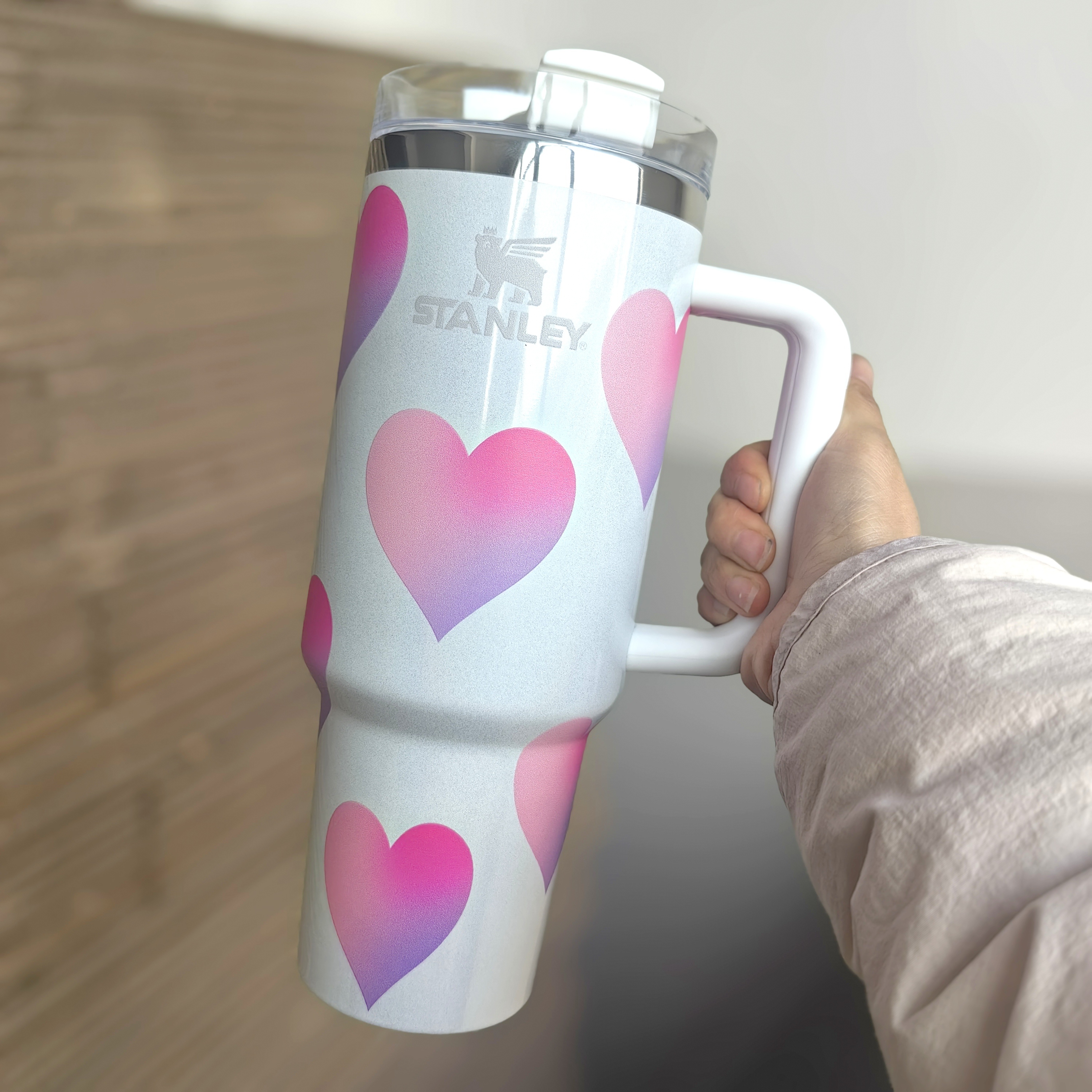 20Pack China Warehouse Valentine's Day Quencher H2.0 Powder Coat 40oz Tumbler with Handle and logo for Laser Engraving