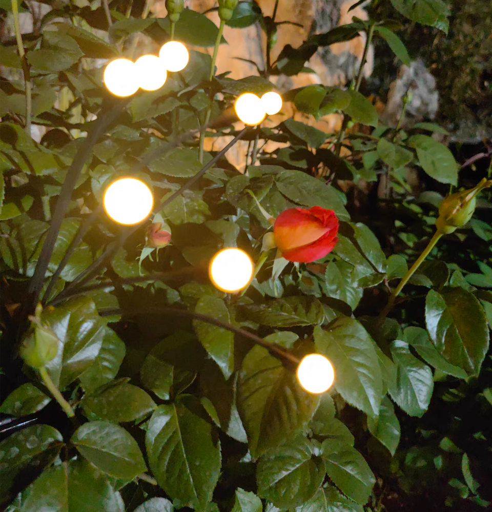 Solar-powered lawn lights, courtyard lights, LED wind-powered firefly ground lights, garden decorative festival lights, swaying lights
