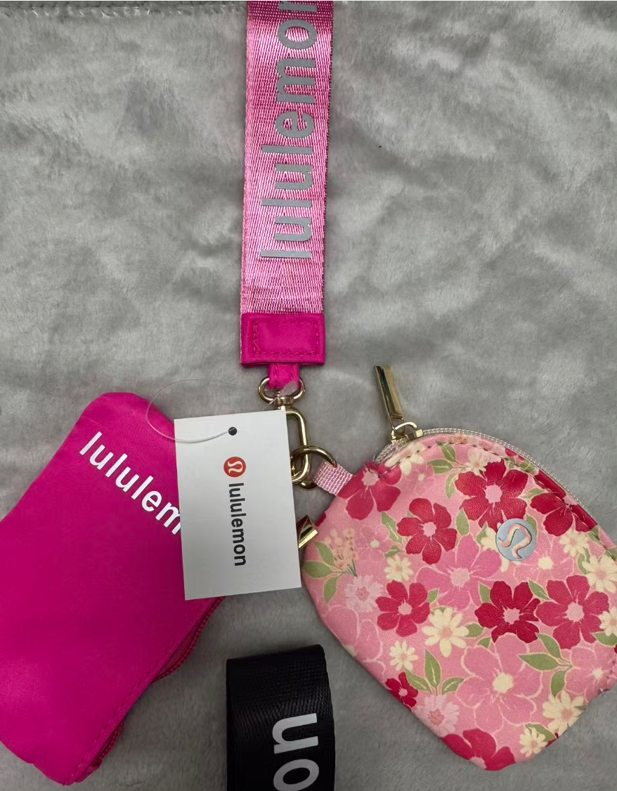 Lulu floral wristlet Mini Zip Around Wristlet Wallets for Women -KeyChain Wallet with Detachable Dual Pouch Wristlet -Key Chain Coin Purse Small Wallets