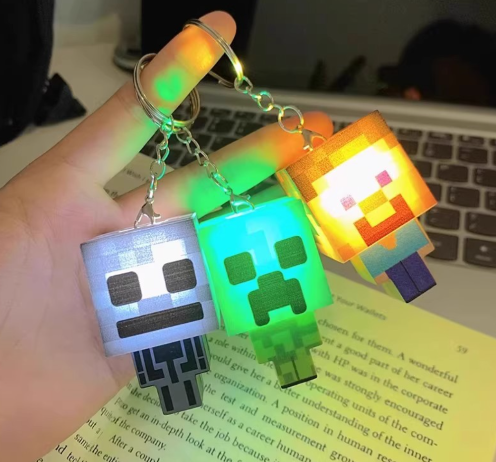 Minecraft Glowing doll night light Keyrings and Accessories Set – Creeper, Enderman, Steve, Alex, & Skeleton Archer – Set of 5 Keychains – Collectible Gaming Gifts