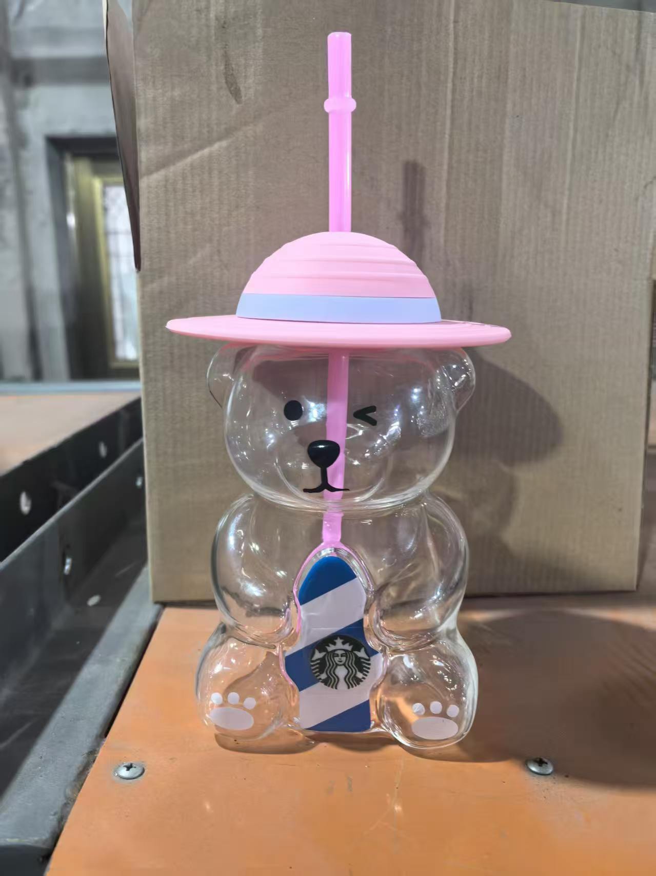 20 pack Starbucks 20oz Cute Bear Glass Cup with Straw