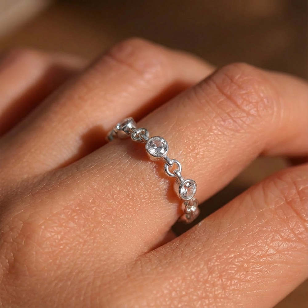 Clear Stone Link Ring in Silver