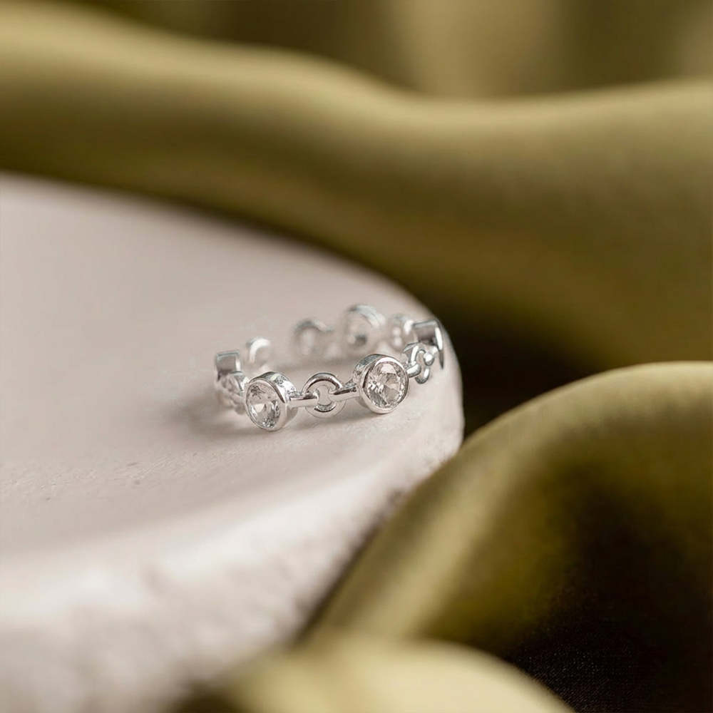 Clear Stone Link Ring in Silver
