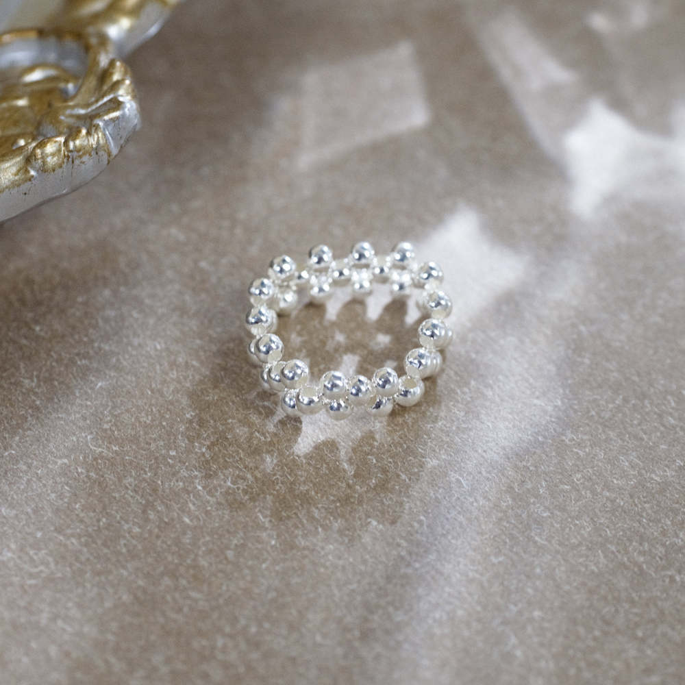 Silver Beaded Ring with Pearl Glow