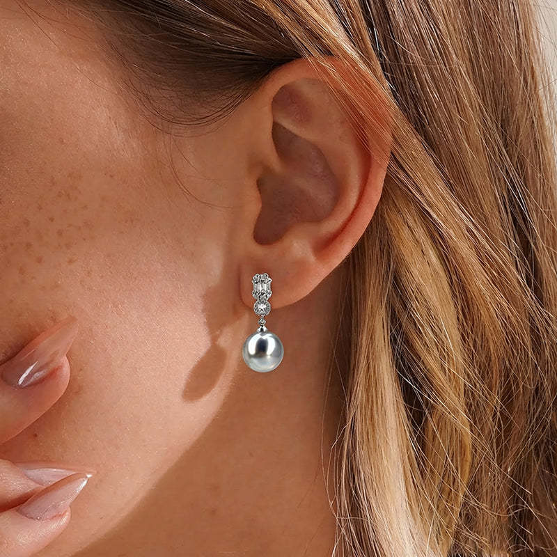 Elegant Pearl Drop Earrings with Sparkling Accents: Perfect Bridal or Formal Accessory!