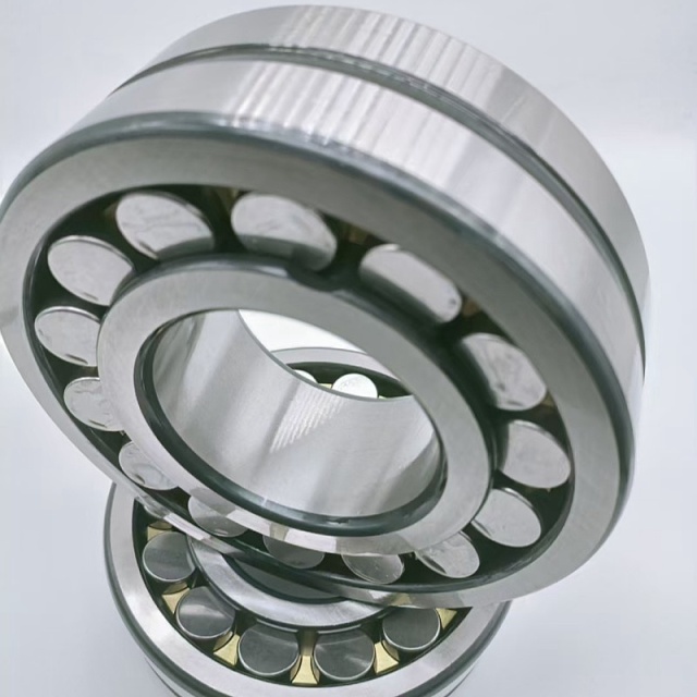 22222E Self-aligning roller bearing