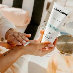 OEM Vegan Mineral SPF30 Moisturizer Sunscreen Niacinamide Hyaluronic Acid Squalane Non-Nano Zinc Oxide Sunscreen