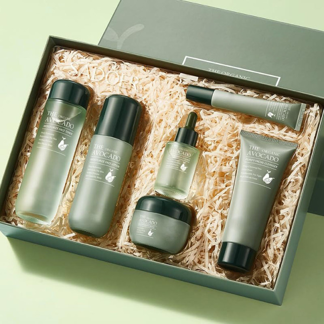Private Label Savings Green Avocado Skin Care  Kojic Acid and Glutathione Face Care Kit