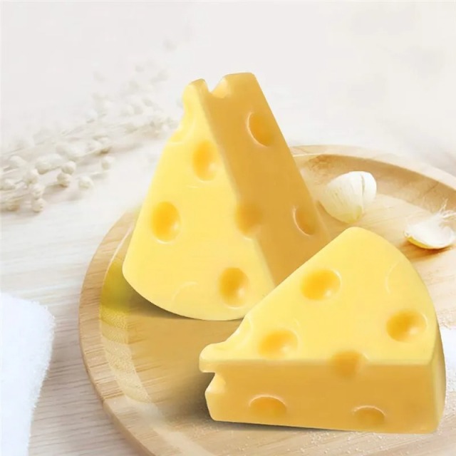 Custom Cheese Soap Handmade Natural Ingredients Custom Scent Color Party Favor B2B OEM ODM Gentle Cleansing Skincare