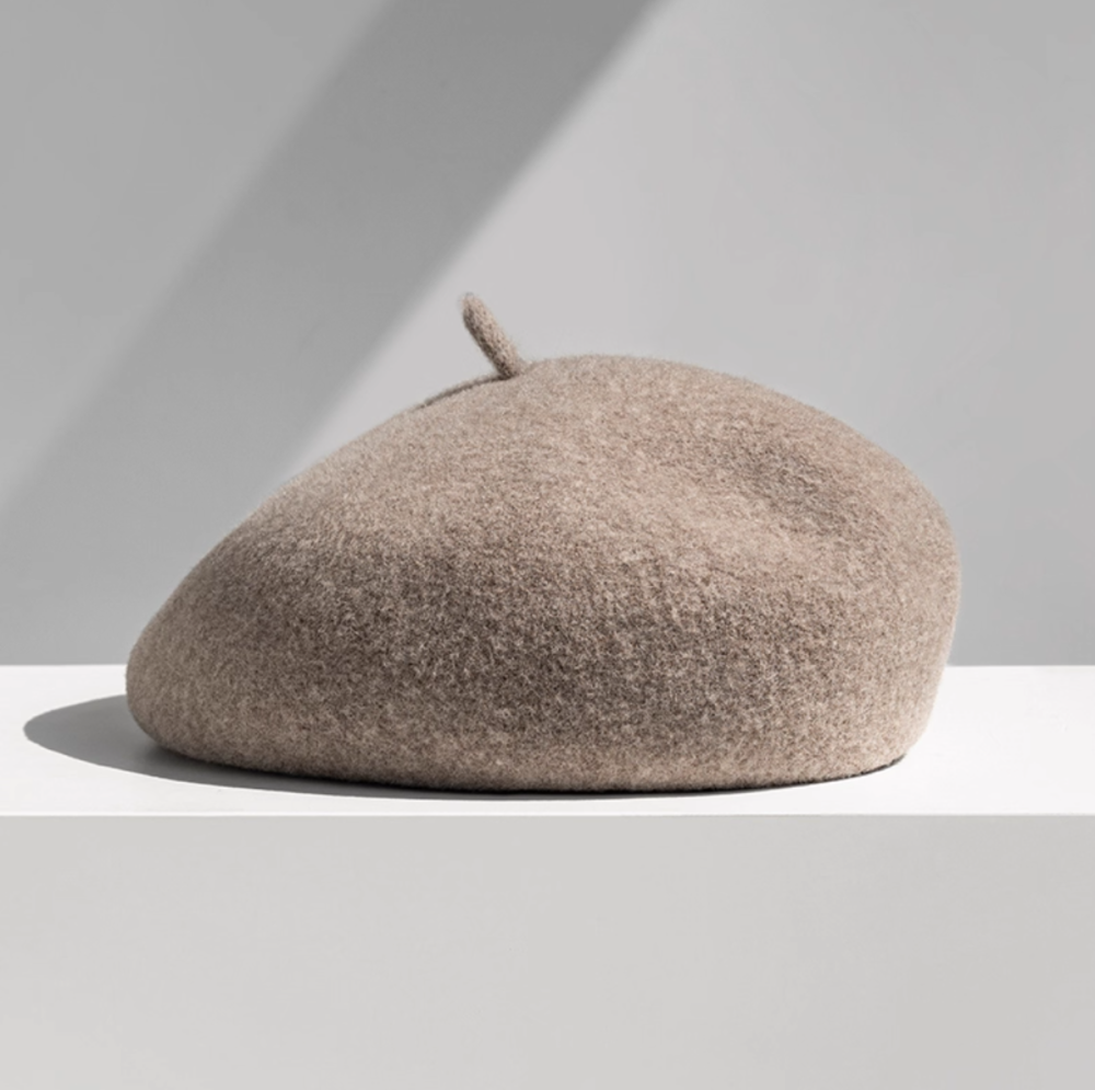 Retro wool woolen hat for children in autumn and winter, big head circumference to show off face, stingy and versatile hat