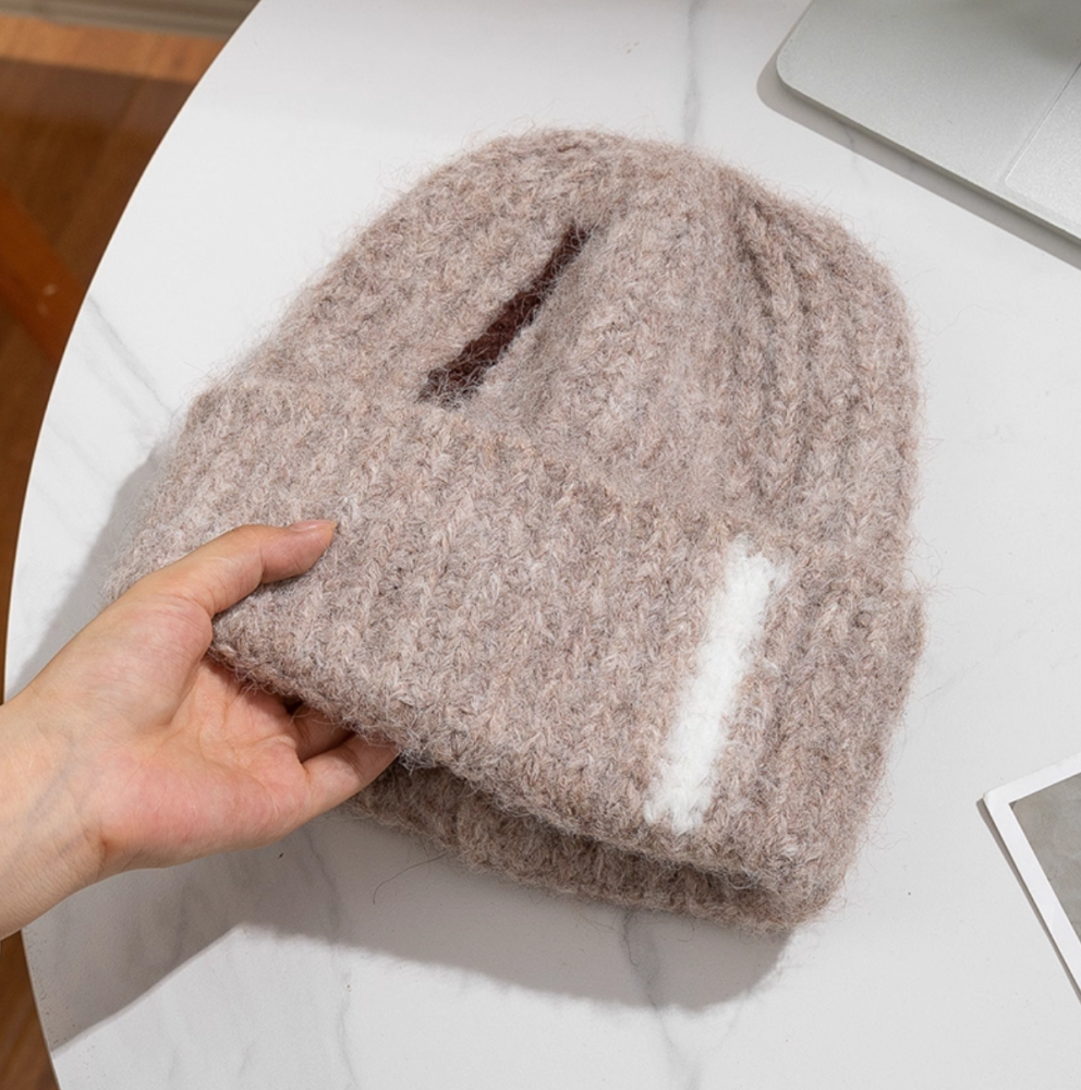 Knitted hat, thickened, warm and cold resistant, fashionable hat, big head circumference, versatile woolen hat