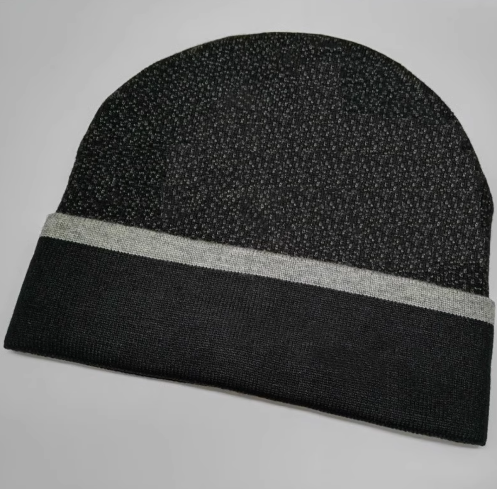 Knitted hat, fashionable small cold hat, autumn and winter warm hat