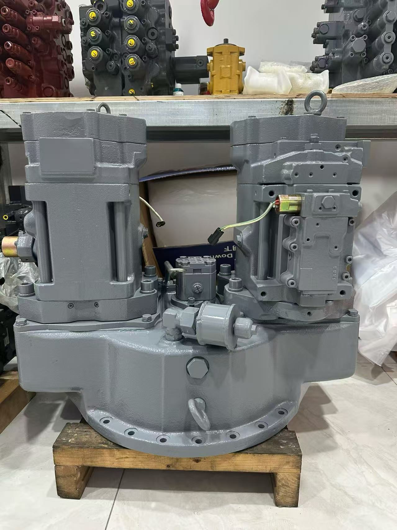 Excavator Parts Main Pump ZX850-6 Hydraulic Piston Pump for Hitachi ZX850-6 Hydraulic Pump Assembly