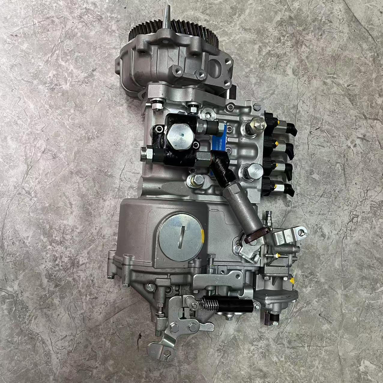 Original Engine Parts  Fuel Injection Pump 4D34T8 4D34T 4D34 Engine High Pressure Fuel Injector Pump 9700360403 ME226698
