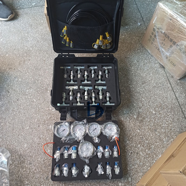 Hydraulic test Kit 5 test Hose 5 Pressure Gauge 13 test Joint 14 Tee  Joint
