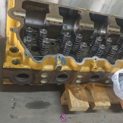 Excavator Engine Parts C32 C27 C18 3512 C7.1 C15 Cylinder Head Assembly C15 Cylinder Head for CAT