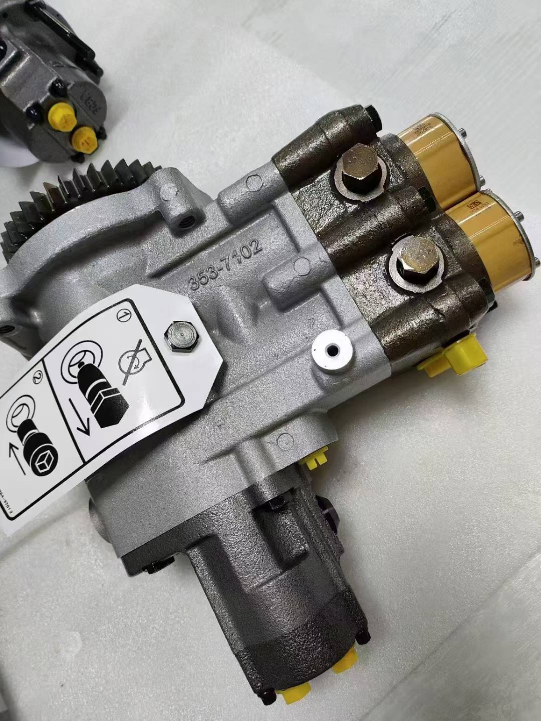 Excavator Parts C9.3 Oil Pump 511-7975 379-0150 375-5246 493-9679 Fuel Injection Pump for CAT C9.3 Engine