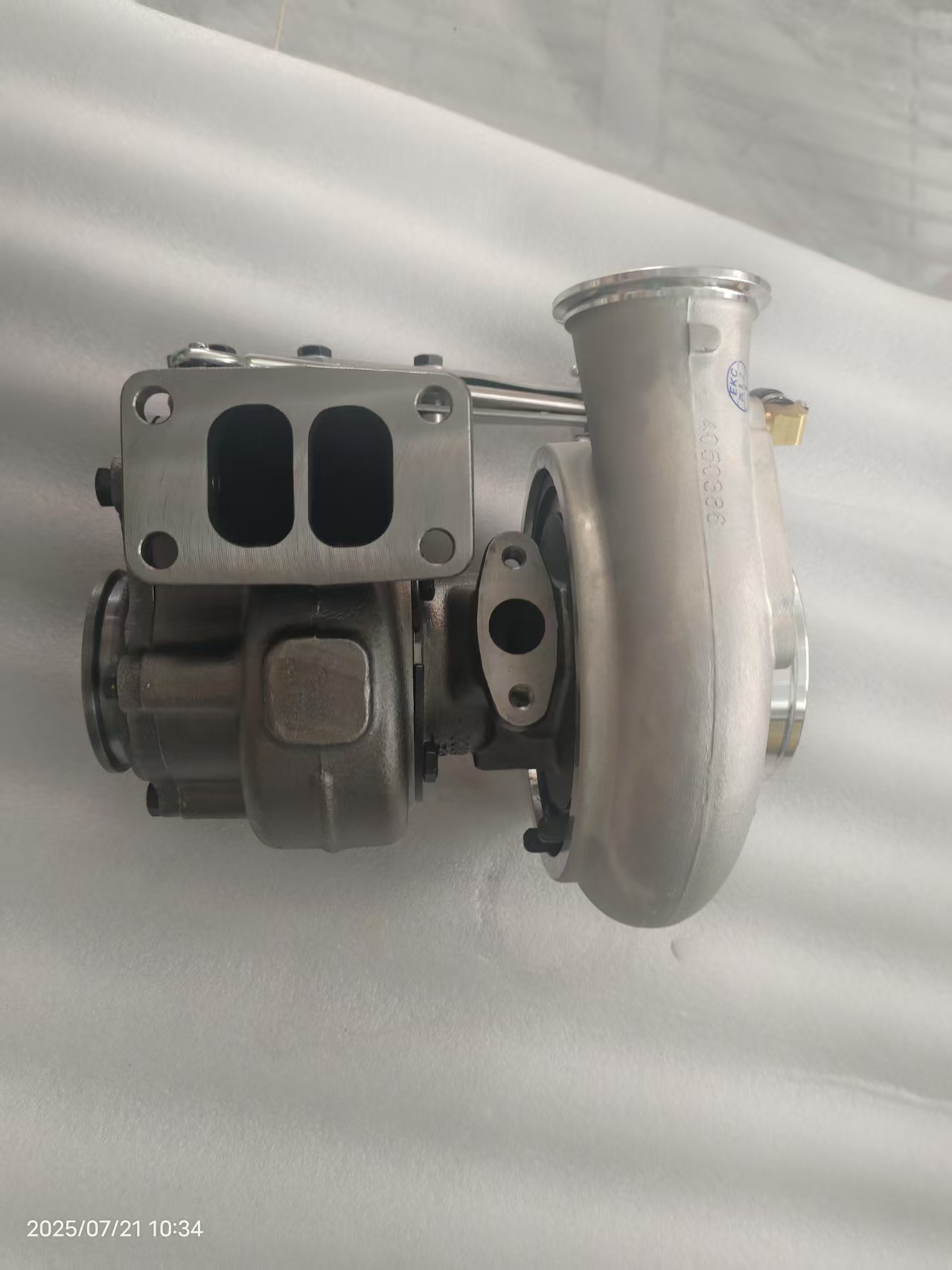 Diesel Engine Turbocharger 4038471 4051230 6754-81-8190 for Cummins QSB6.7 HOLSET HX35W Engine Excavator Parts Turbo