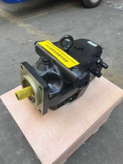 Original New Excavator Parts PC40MR-1 Main Pump PC40MR-1 PC40MR-2 Hydraulic Pump for komatsu Hydraulic Pump