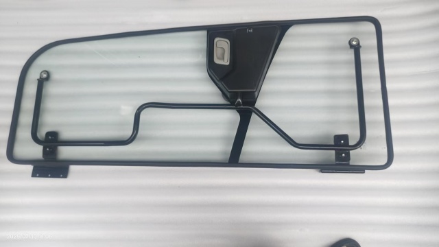 Excavator Cab Parts Cabin Door SK50P Excavator Door Lock SK50P-6 Cab Door Assembly PS51C00001F1 for Kobelco