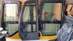 Excavator Cab Spare Part Cabin Side Door PC200-8MO PC200-7 PC200-8 Cab Door  CAT320C CAT320D CAT312 ZX200 EX200 Cabin Door