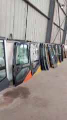 Excavator Cab Spare Part Cabin Side Door PC200-8MO PC200-7 PC200-8 Cab Door  CAT320C CAT320D CAT312 ZX200 EX200 Cabin Door