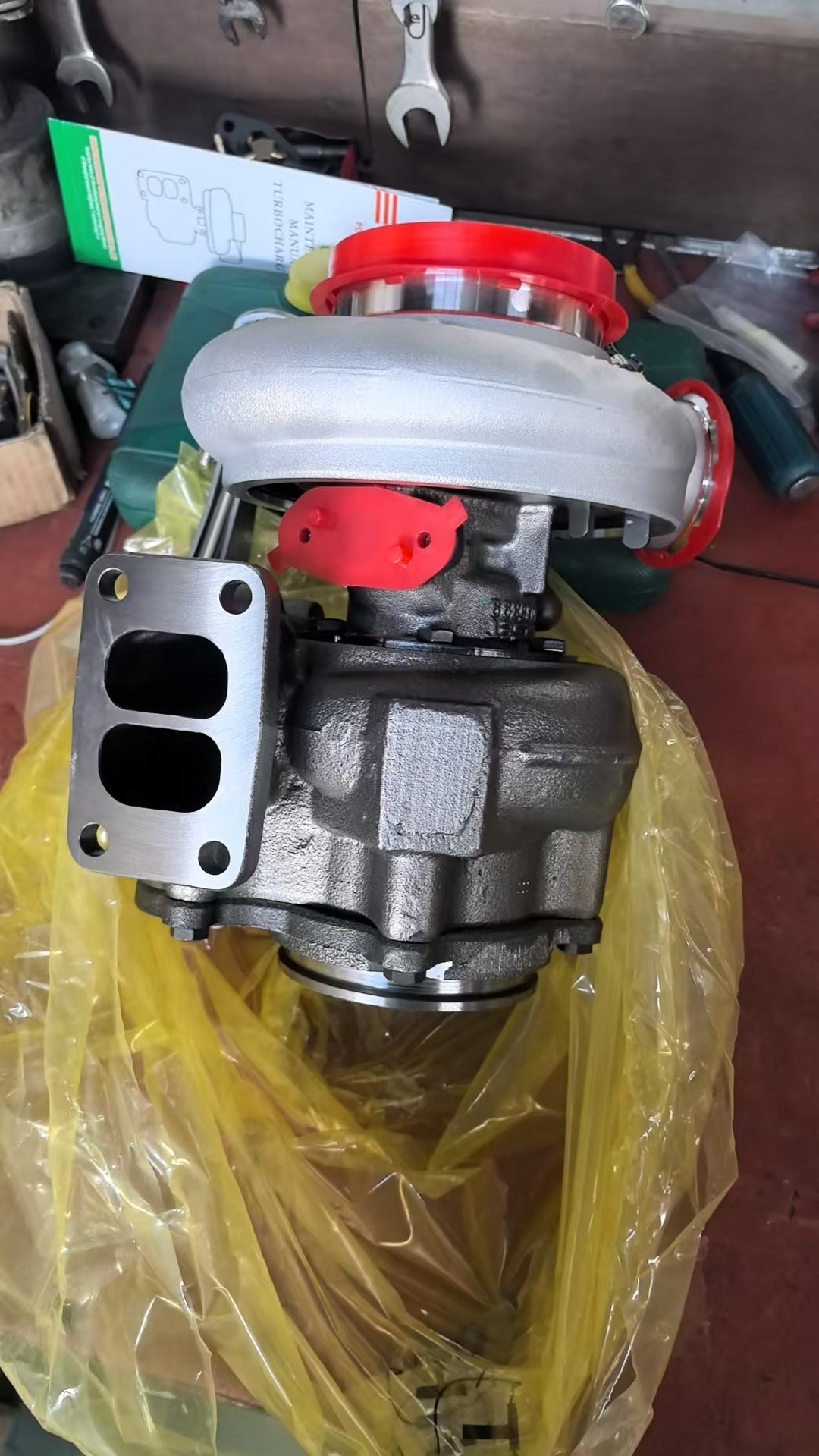 6CT8.3 Turbocharger 3785224 4051033 PC360-8 6CT 6CT8.3 Turbo 3785224 for Cummins Engine for Holset Turbocharger HX40W HE400WG