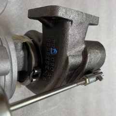 Truck HX25W Supercharger 4051174 JH0340 3538568 060-164 for PC120-6EO with Intercooled 4D102 Supercharger