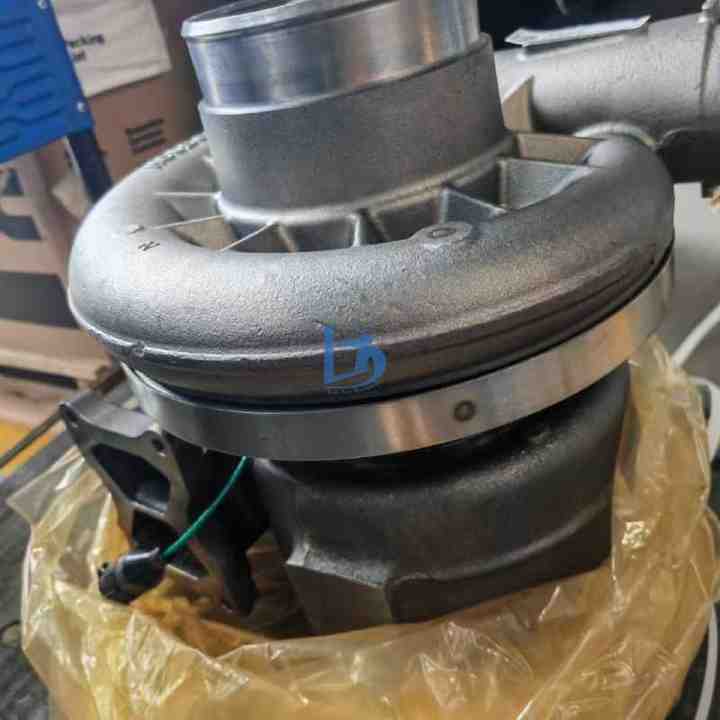 QSK19 K19 KTA19 HX83 Genuine Turbocharger 4956137 4956104 4033009 2843378 2838542 3599007 4040241 2838541 4042082 Excavator