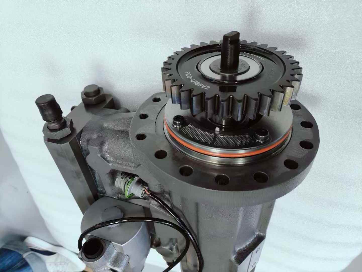 Excavator Genuine New MTU4000 Fuel Injection Pump X52607300017 MTU Diesel Pump X52607300017 Injector Pump