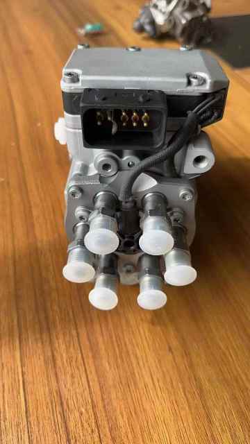 OEM Diesel Engine Parts VP44  Fuel Injection Pump 3937690 Injector Pump 0470506041 Diesel Fuel Pump for Cummins QSB5.9