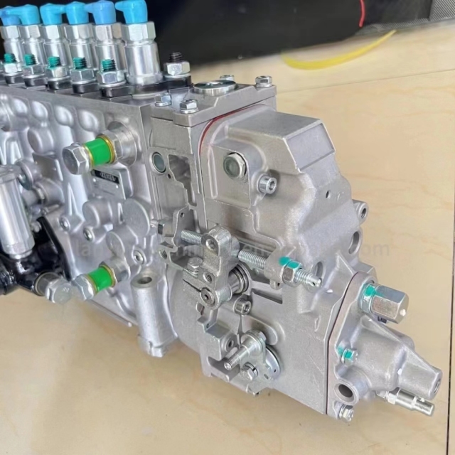 Engine Fuel Injection Pump 6152-72-1442 Is Suitable for Komatsu WA450-3 6D125 High Pressure Oil Pump Hydraulic Pump