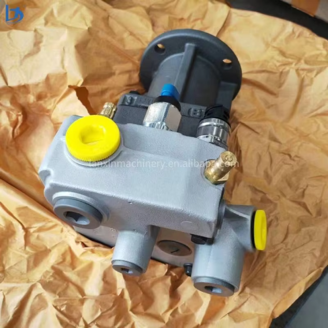 QSK23 Fuel Injection Pump Diesel Engine Parts Fuel Pump 4307242 2897672 4087997 4076753 4010566