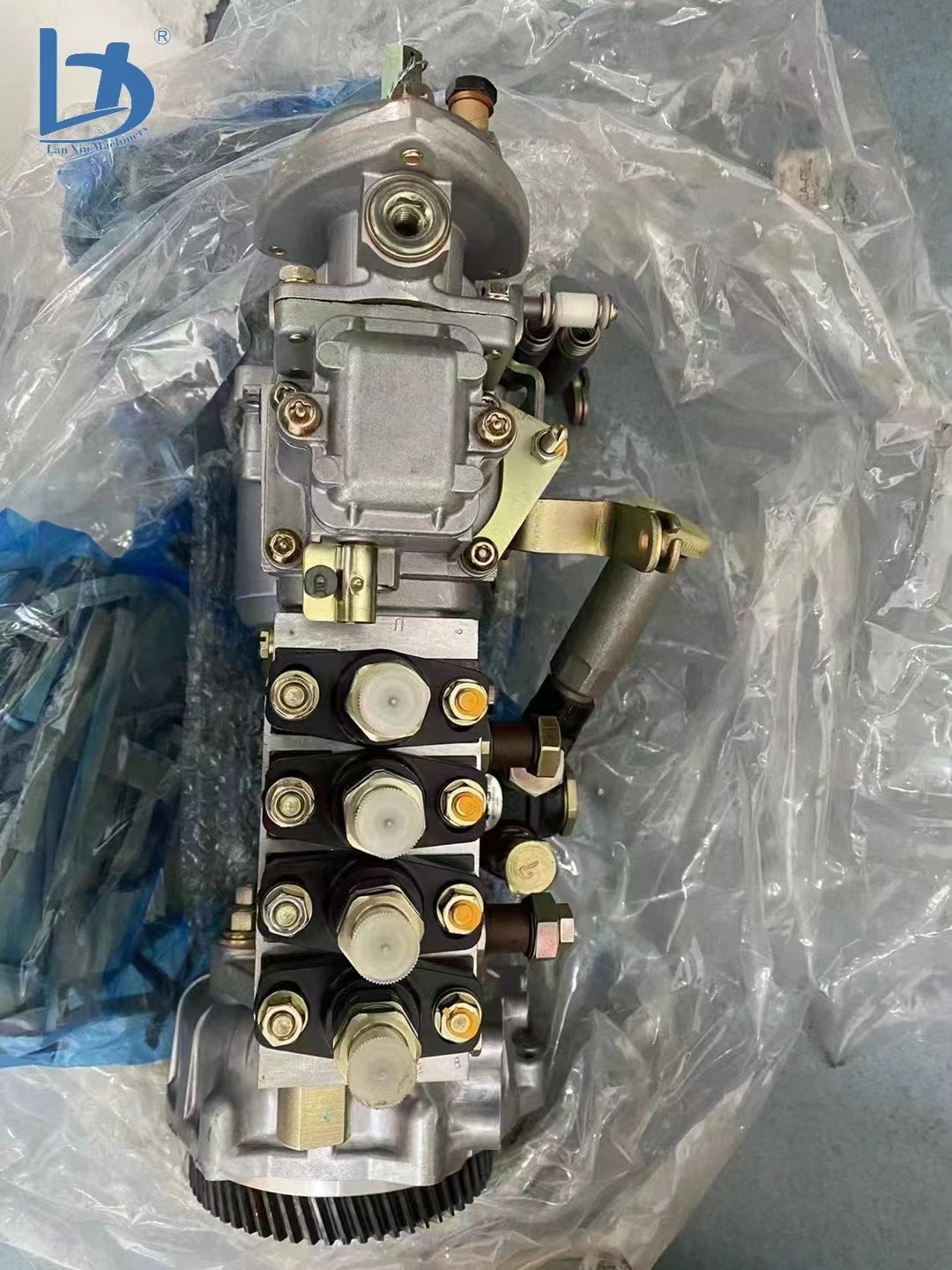 High Quality Japan Diesel Fuel Injection Pump 0930005826 Excavator Engine Parts Fuel Pump for DENSO