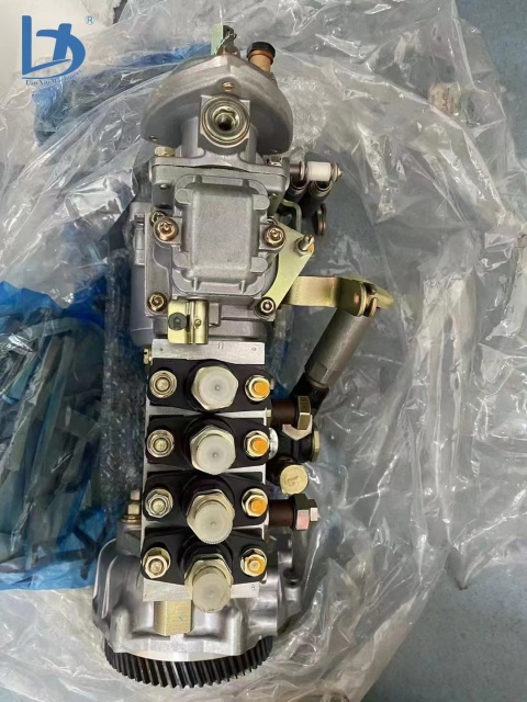 High Quality Japan Diesel Fuel Injection Pump 0930005826 Excavator Engine Parts Fuel Pump for DENSO
