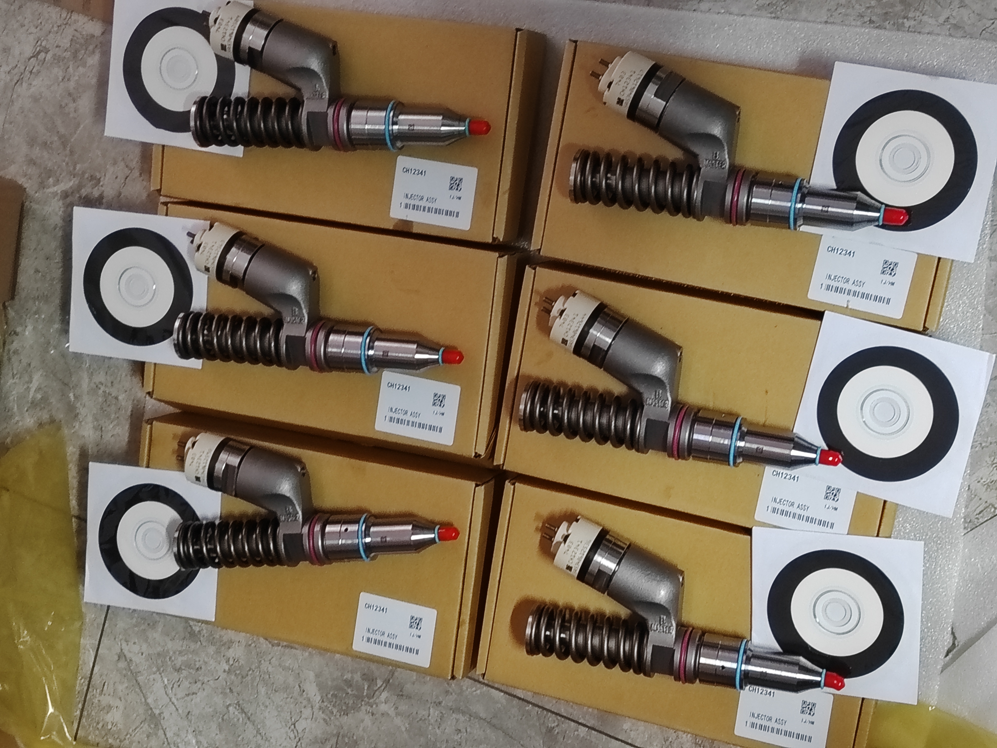 Diesel Fuel Common Rail Injector CH12071 CH12072 CH12082 CH12083 CH12341 Fuel Injector for CH12341 Engine Injector for CAT