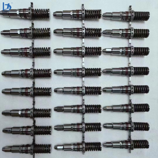 PC200-8 Excavator Engine Parts Injector Assembly 6754-11-3011 6754113011 Fuel Injector for Komatsu