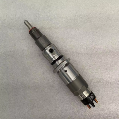 Excavator Engine Common Rail diesel Injector PC200-8 PC210-8 6D107 Injector Is Suitable for Komatsu
