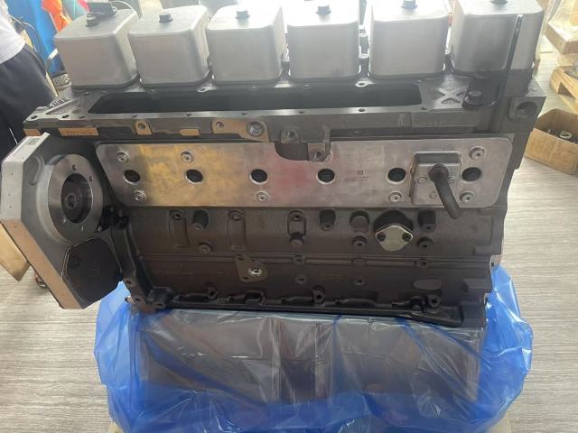 Excavator 6Bt Base Engine Optional Long Cylinder Block 6B5.9 6BT5.9 6BTA5.9 Cylinder Block 6BTAA5.9 Engine Block
