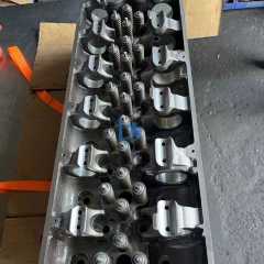 Excavator Parts QSL8.9 QSL9 6C8.3 6B5.9 QSB6.7 4BT3.9 QSZ13 6BTA5.9 X15 ISX15 QSX15  Engine Cylinder Head for Cummins X15 Engine