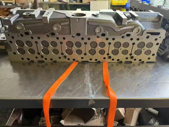 High Quality Diesel Engine C12 C13 C15 Cylinder Head 179-9461 1799461 1482133 1482135 Cylinder Head Assembly C12